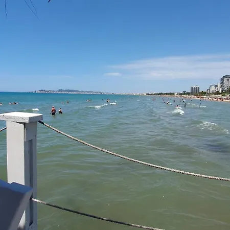 아파트 Relax Durrës